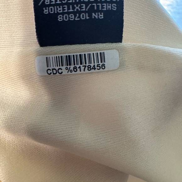 R&K Women’s Yellow Floral Spring/ Summer Elegant Dress Size 16 Fast Shipping - Picture 11 of 13